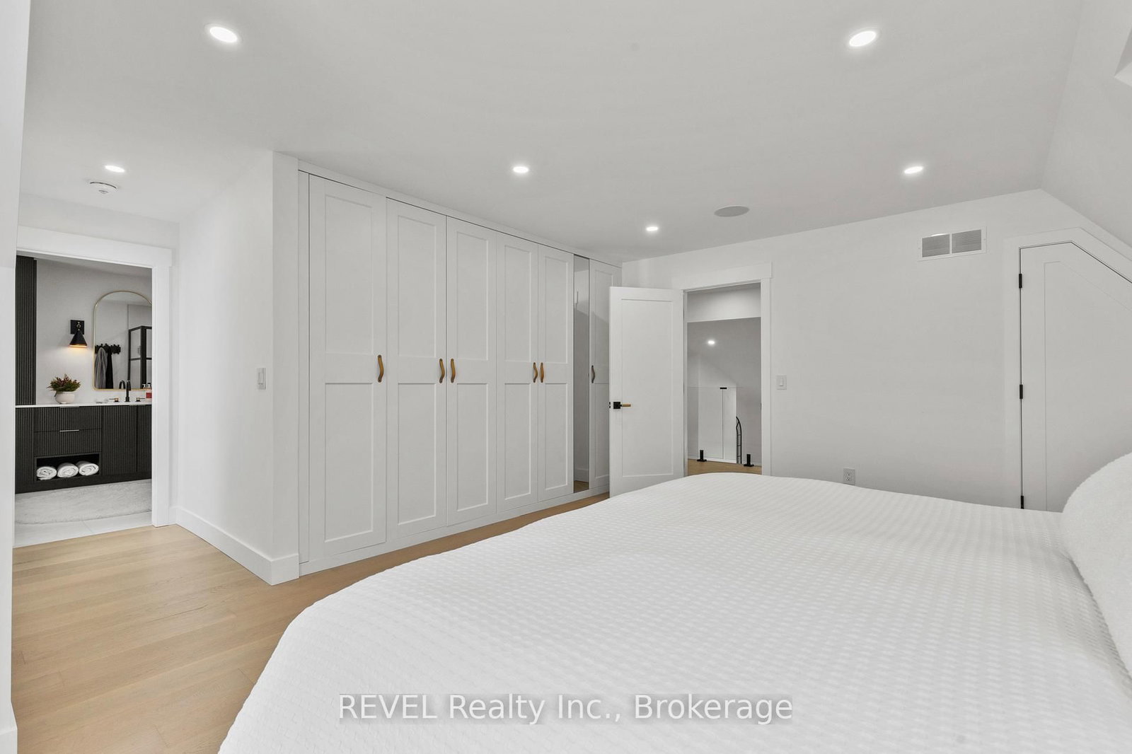 Detached House for sale at 55 Swan Avenue, Pelham, Ontario, L0S 1E6 - Fonthill - MLS: X12730112