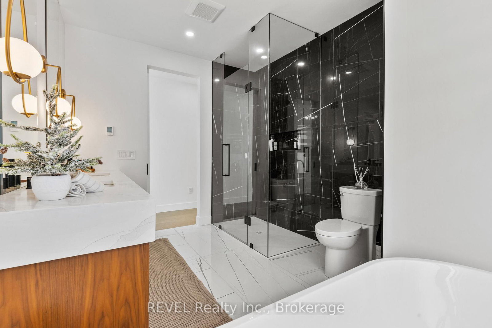 Detached House for sale at 55 Swan Avenue, Pelham, Ontario, L0S 1E6 - Fonthill - MLS: X12730112