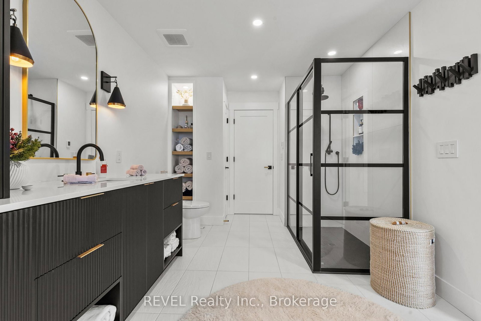 Detached House for sale at 55 Swan Avenue, Pelham, Ontario, L0S 1E6 - Fonthill - MLS: X12730112