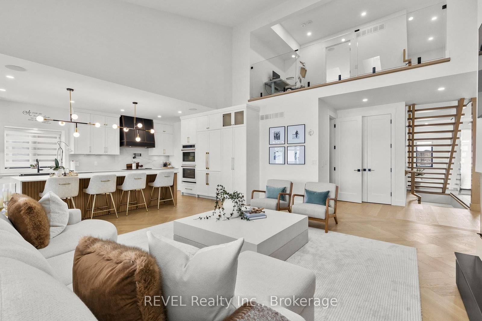 Detached House for sale at 55 Swan Avenue, Pelham, Ontario, L0S 1E6 - Fonthill - MLS: X12730112