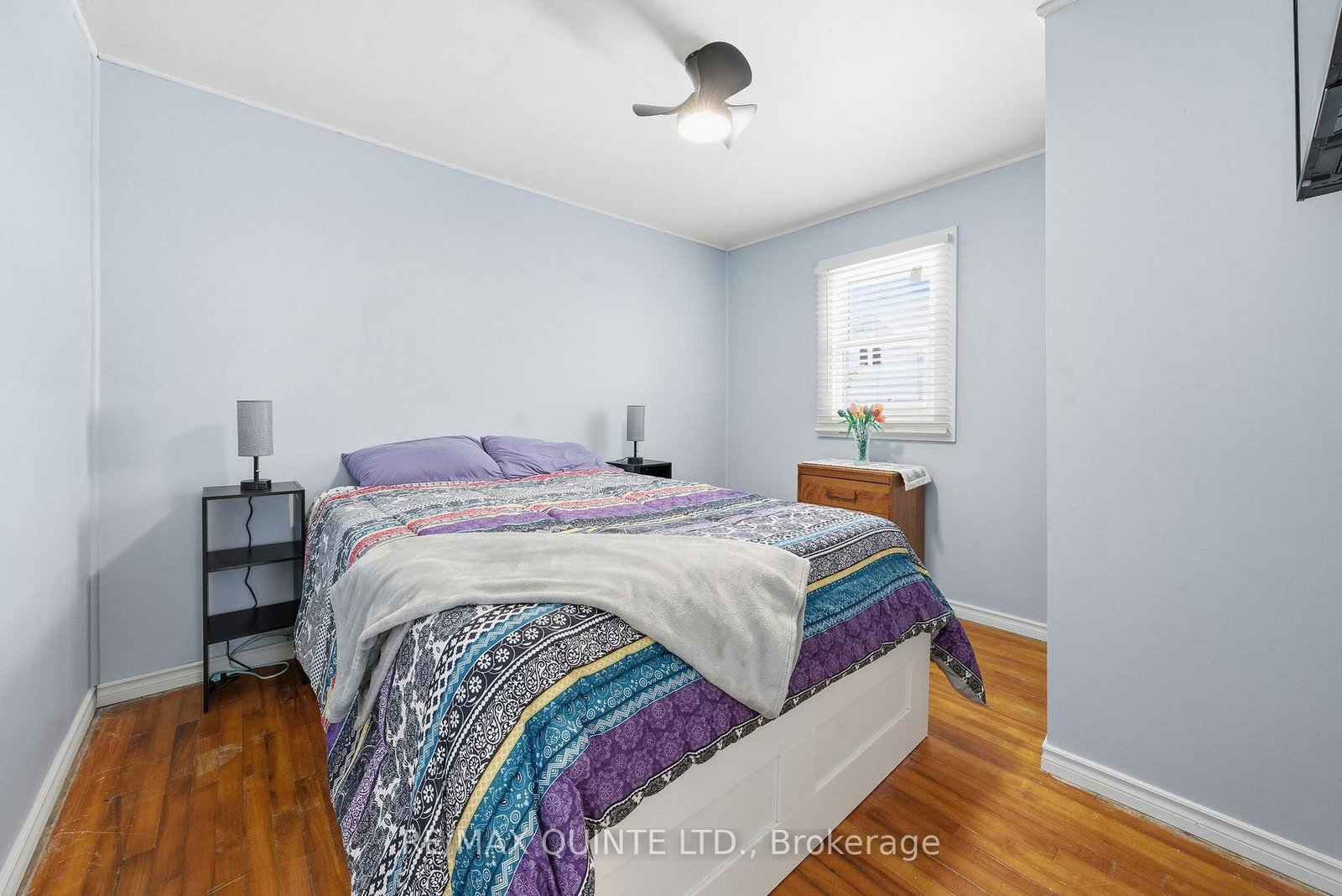 Detached House for sale at 35 Kerr Crescent, Quinte West, Ontario, K8V 2W2 - Trenton Ward - MLS: X12730234