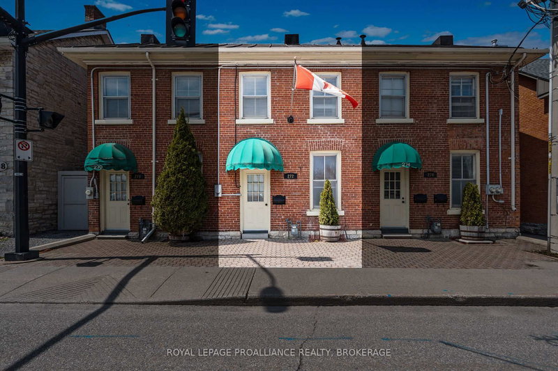 home for sale on 272 Wellington Street