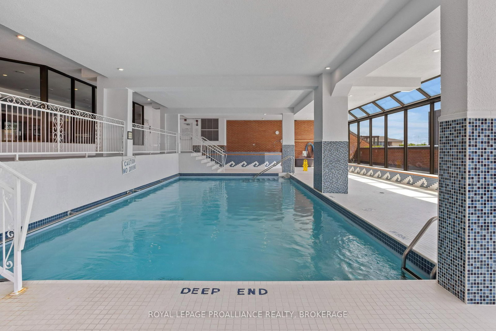 165 Ontario Street, Unit 301 - Photo 31