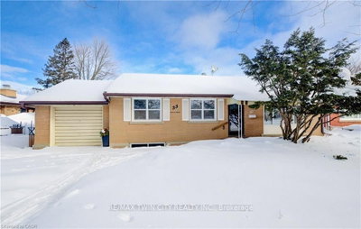 Detached House sold at 33 ELGINFIELD Drive, Guelph, Ontario, N1E 4E5 - Grange Road - MLS: X12730462