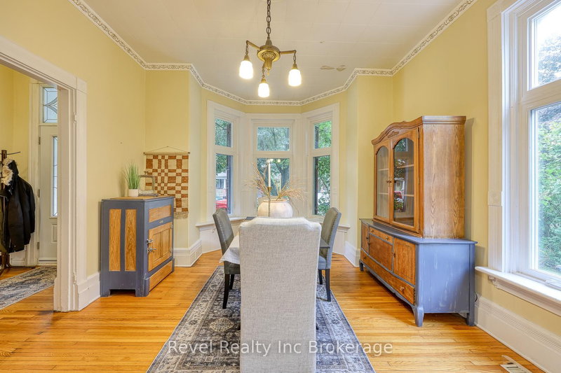 453 Drew St, Woodstock, N4S 4V4 | Image 3