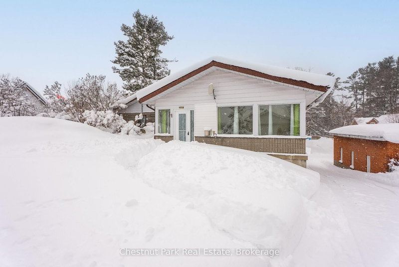 home for lease on 2-2505 Windermere Road