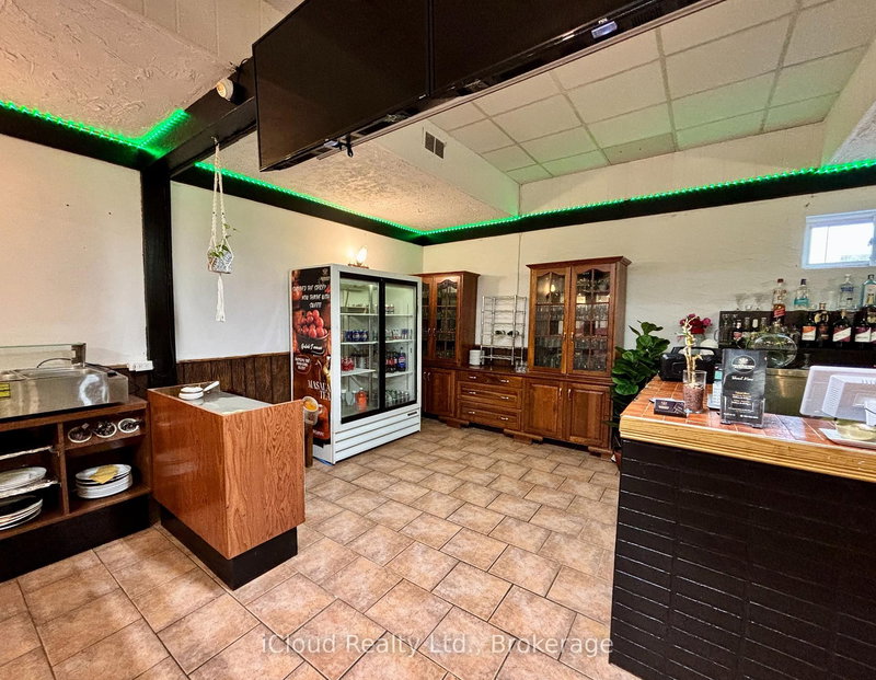 182 King St, Welland, L3B 3J5 | Image 2