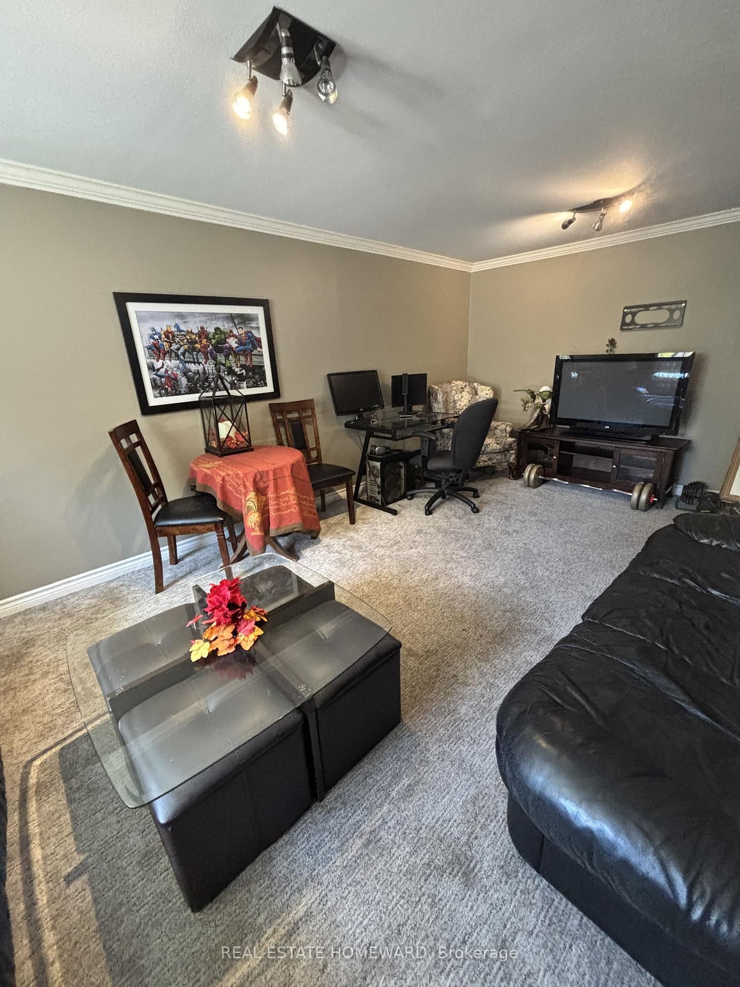 Detached House for sale at 35 Bleeker Avenue, Quinte West, Ontario, K8V 5Y2 - Trenton Ward - MLS: X12731268