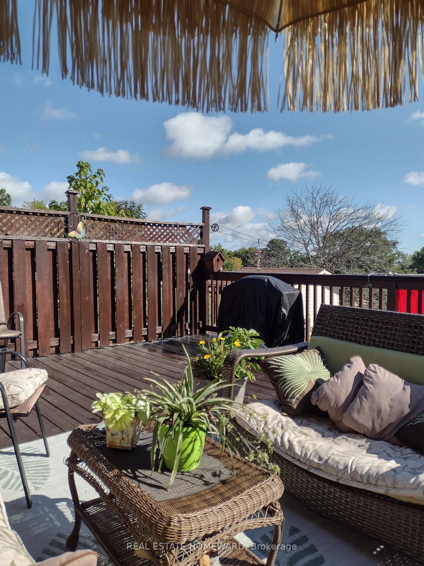 Detached House for sale at 35 Bleeker Avenue, Quinte West, Ontario, K8V 5Y2 - Trenton Ward - MLS: X12731268