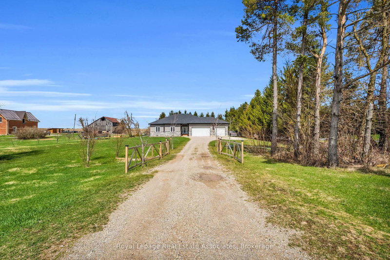 706183 County Rd 21, Mulmur, L9V 0W4 | Image 2