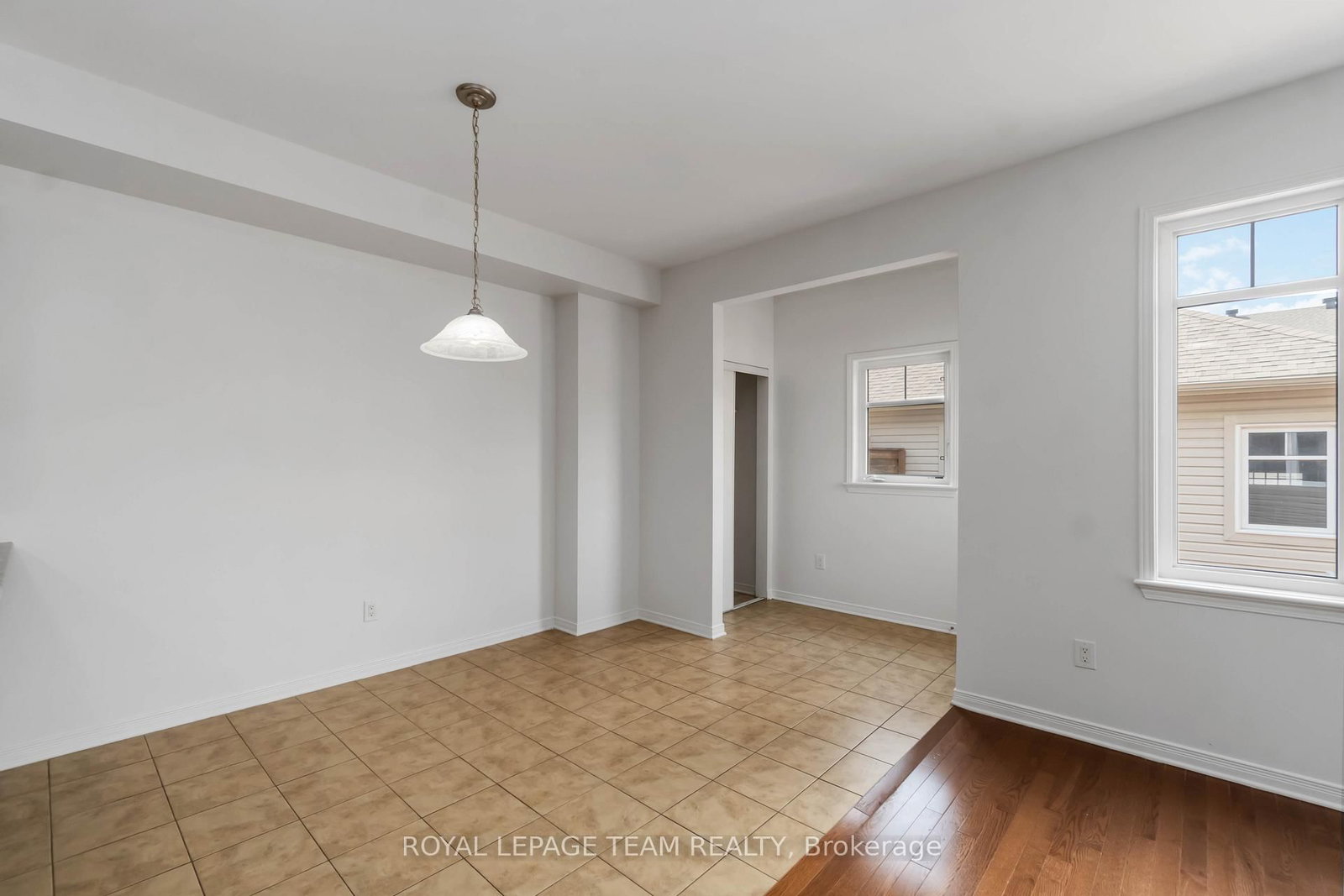 Townhouse for sale at 349 SWEETFLAG Street, Ottawa, Ontario, K2J 5A3 - Barrhaven - Longfields - MLS: X12731632