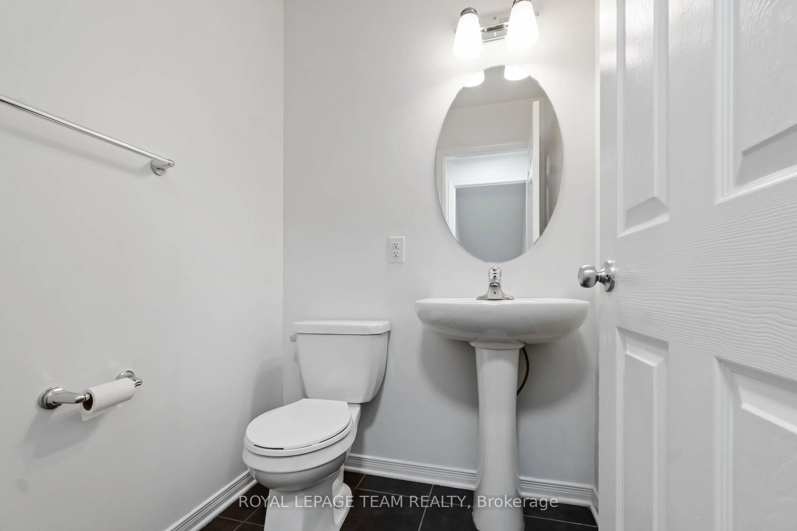 Townhouse for sale at 349 SWEETFLAG Street, Ottawa, Ontario, K2J 5A3 - Barrhaven - Longfields - MLS: X12731632