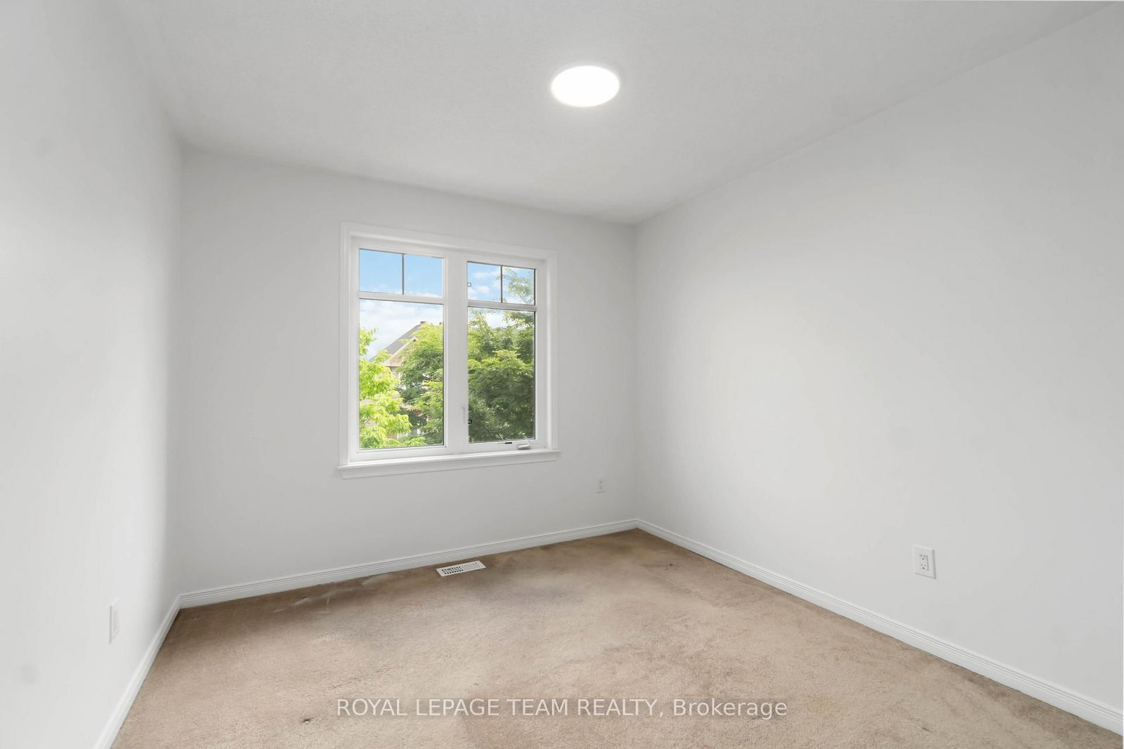 Townhouse for sale at 349 SWEETFLAG Street, Ottawa, Ontario, K2J 5A3 - Barrhaven - Longfields - MLS: X12731632