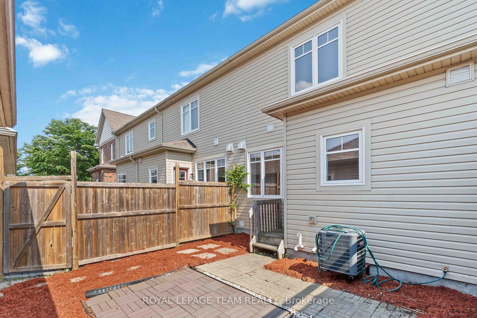 Townhouse for sale at 349 SWEETFLAG Street, Ottawa, Ontario, K2J 5A3 - Barrhaven - Longfields - MLS: X12731632