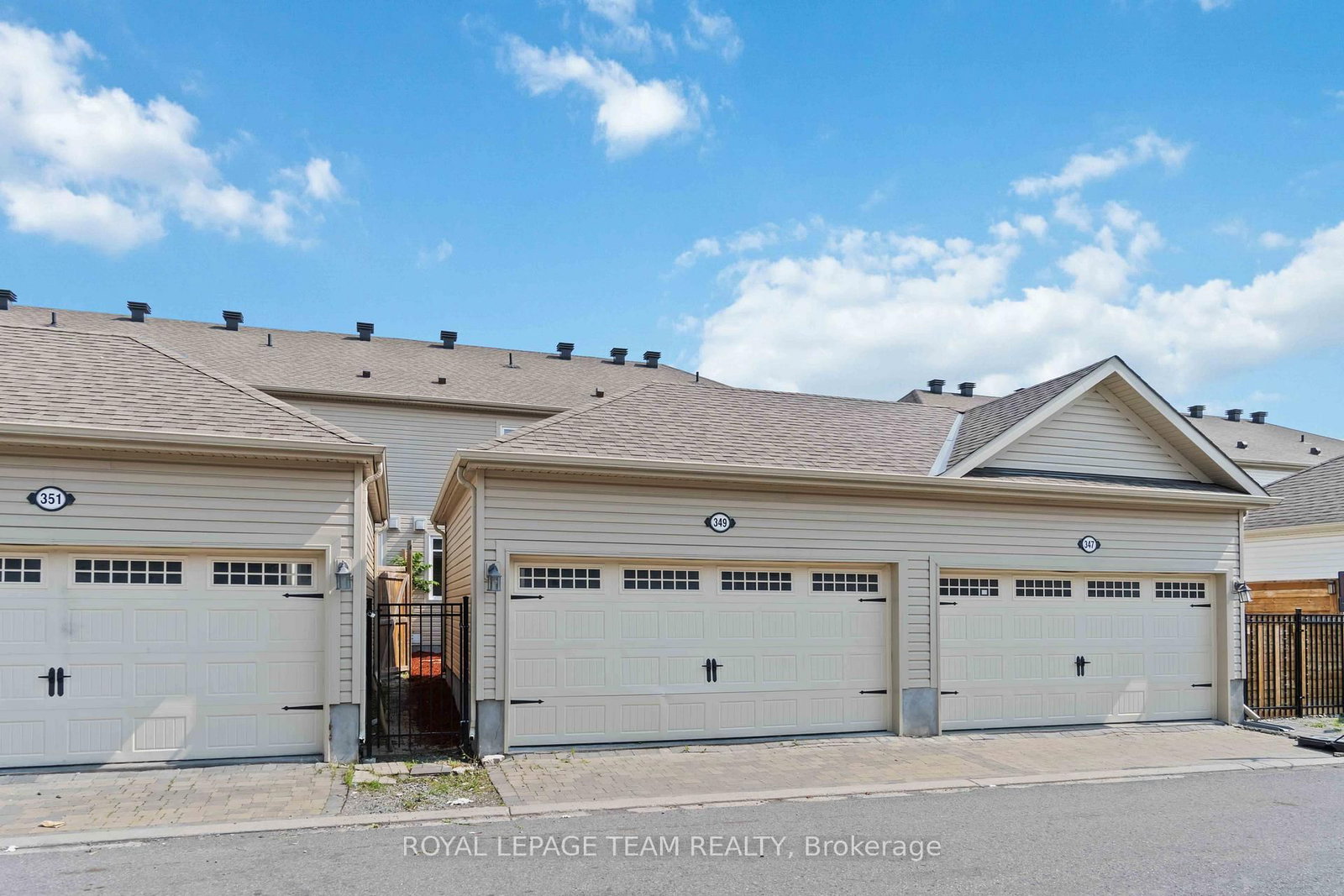 Townhouse for sale at 349 SWEETFLAG Street, Ottawa, Ontario, K2J 5A3 - Barrhaven - Longfields - MLS: X12731632