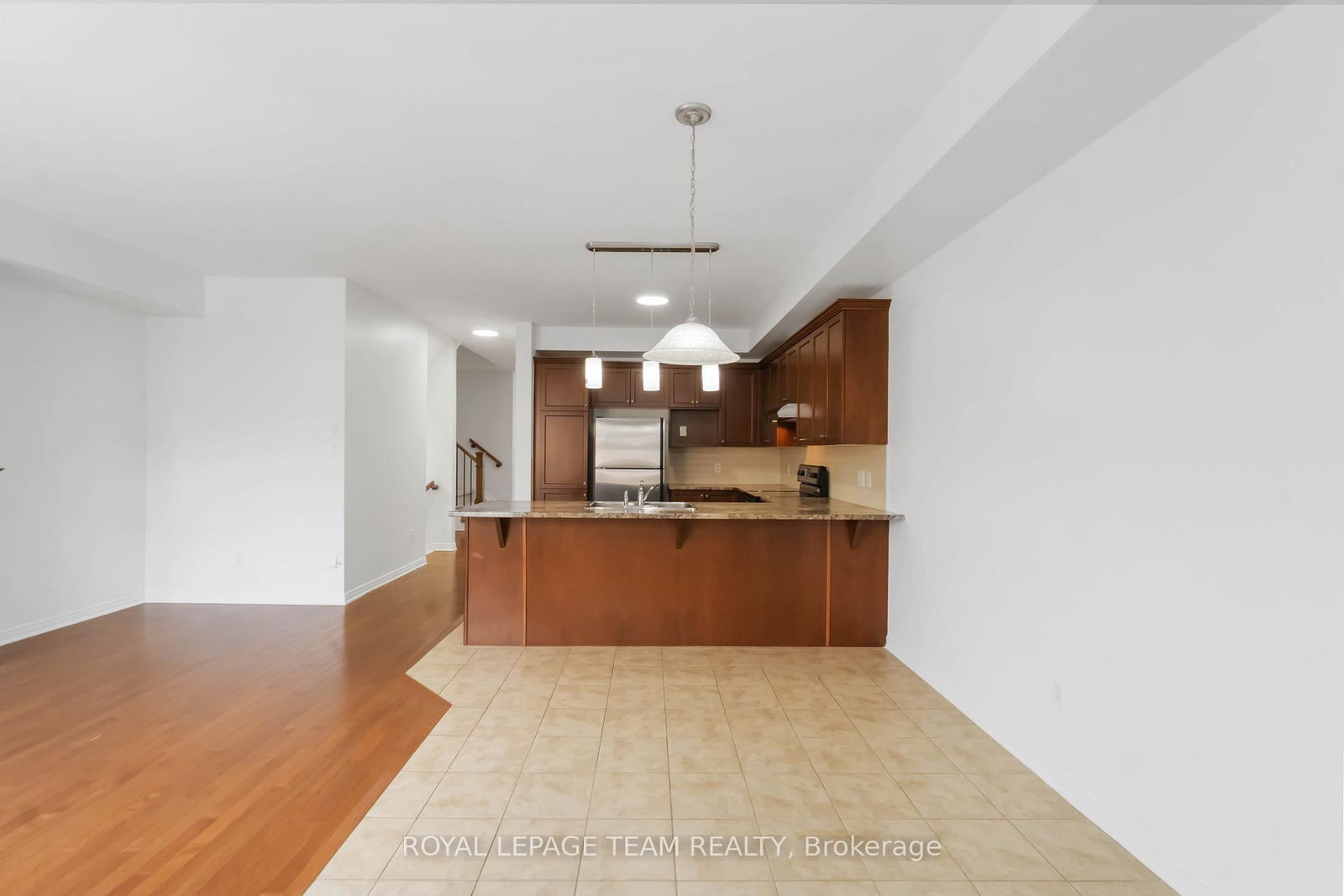 Townhouse for sale at 349 SWEETFLAG Street, Ottawa, Ontario, K2J 5A3 - Barrhaven - Longfields - MLS: X12731632