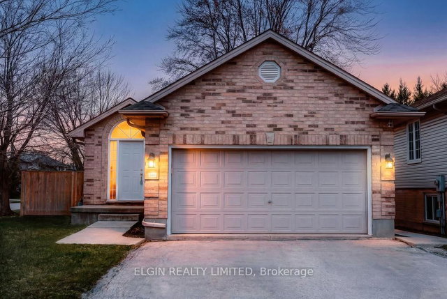 599 Wellington Street