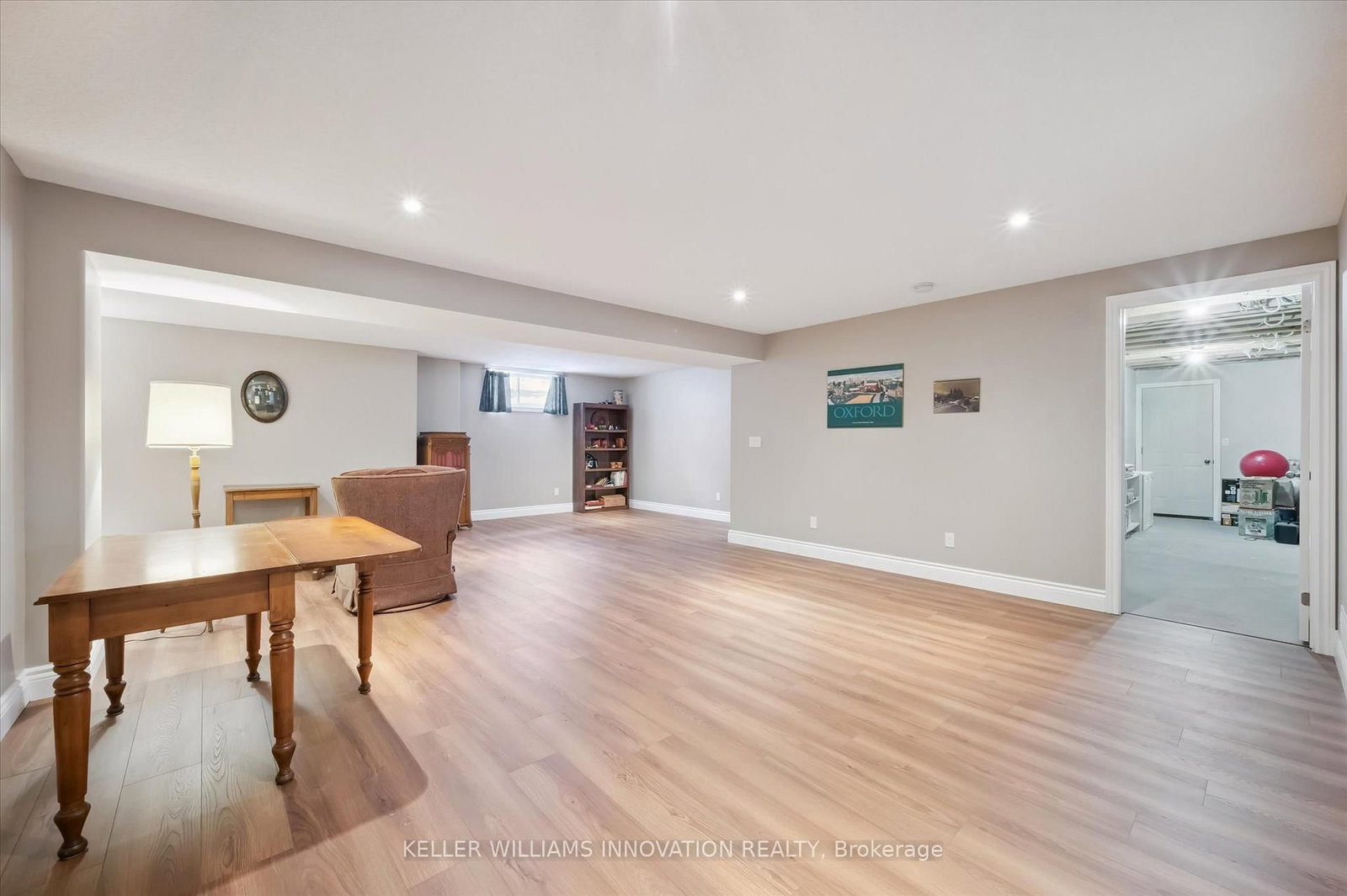 Listing Image 25