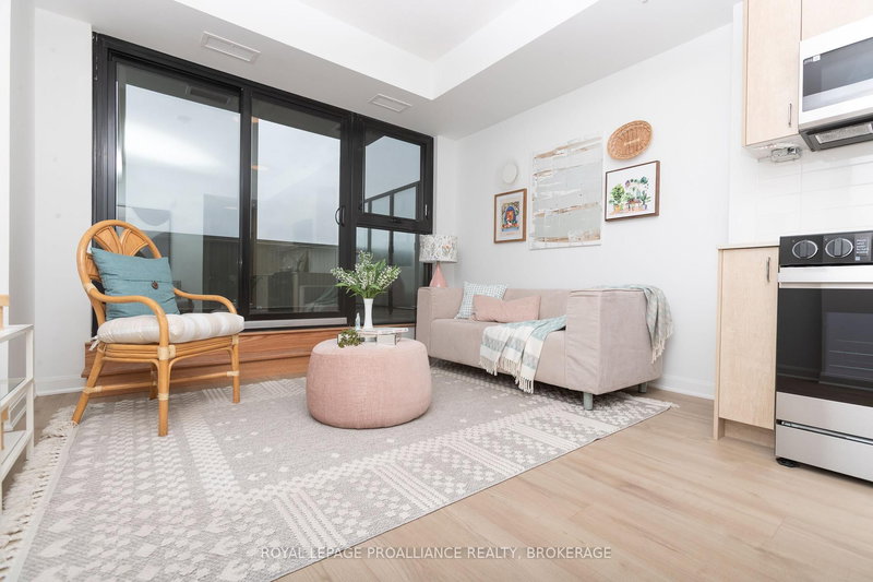 716 - 223 Princess St, Kingston, K7L 1B3 | Image 3