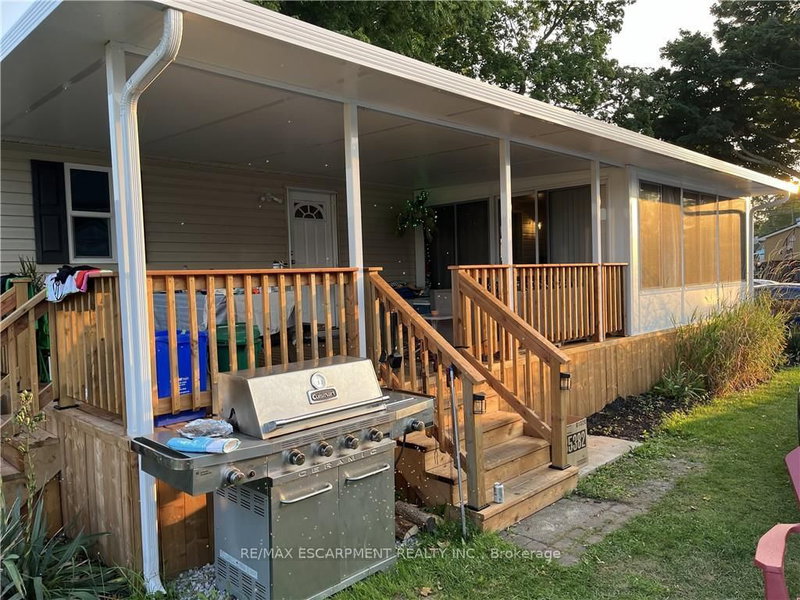 45 Quarry View Village, Port Colborne, L0S 1R0 | Image 2