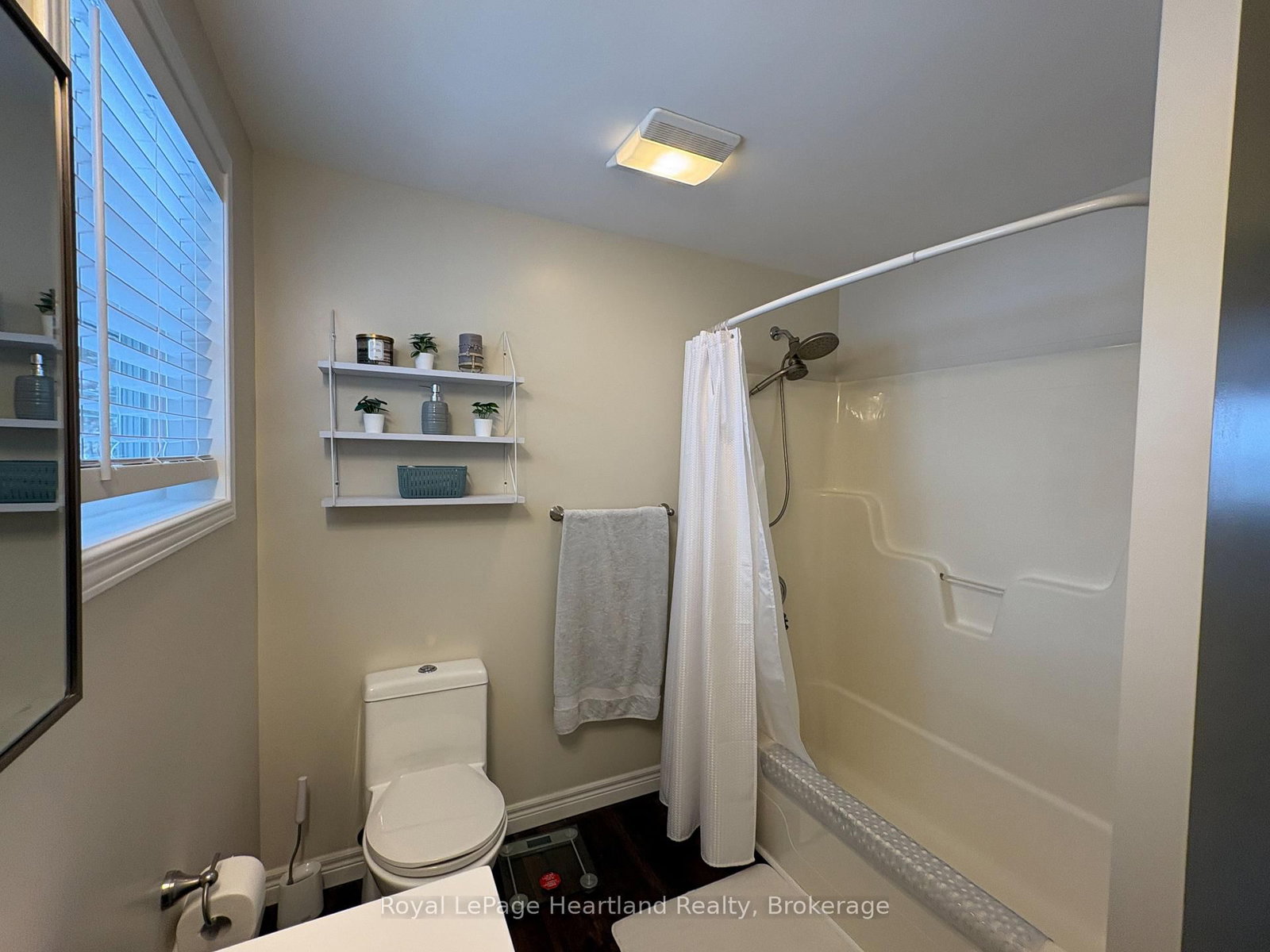 15 Huron Lane • Ashfield-Colborne-Wawanosh, ON photo 28