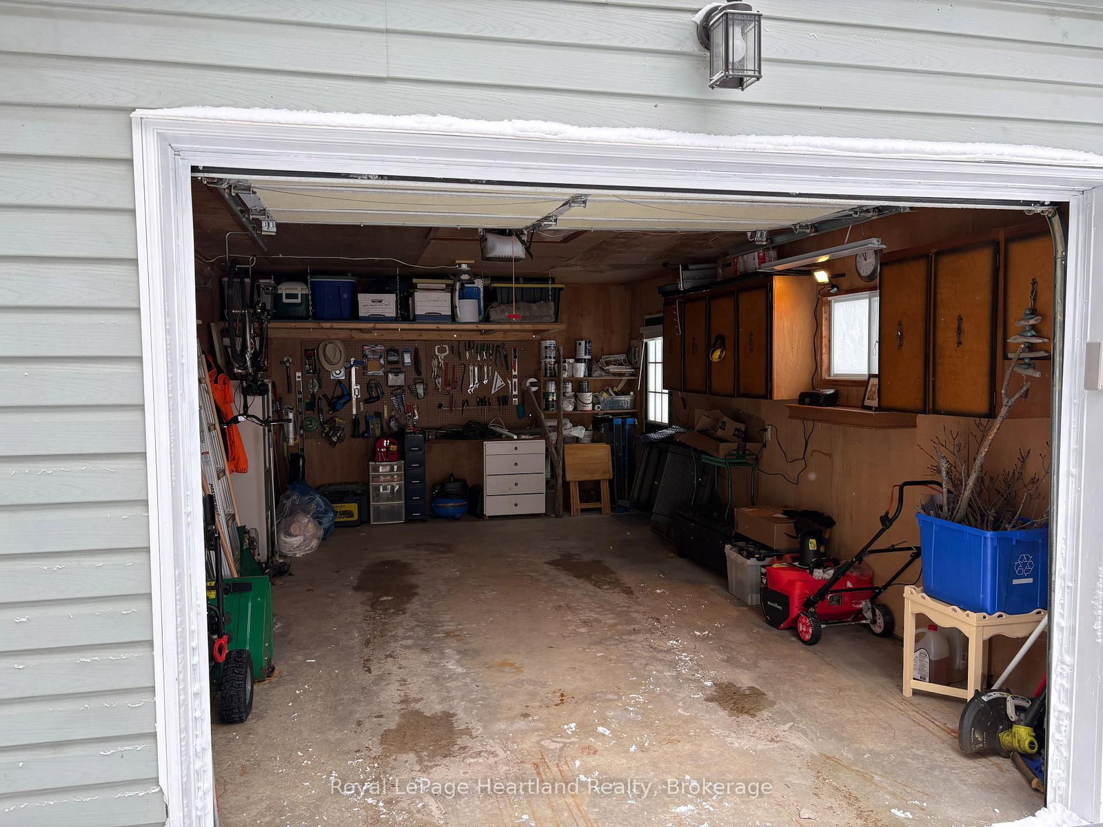 15 Huron Lane • Ashfield-Colborne-Wawanosh, ON photo 33