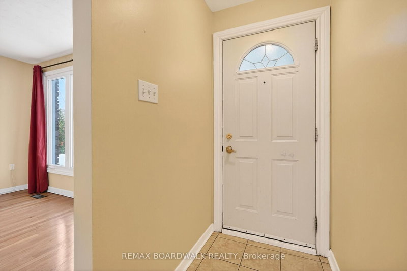 2666 Regina St, Ottawa, K2B 6X8 | Image 3