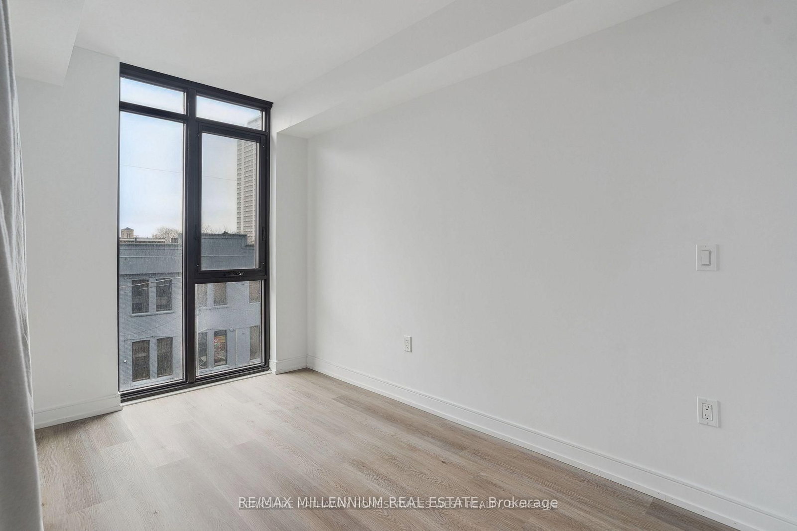 Condo for sale at 329-1 Jarvis Street, Hamilton, Ontario, L8R 3J2 - Beasley - MLS: X12732604