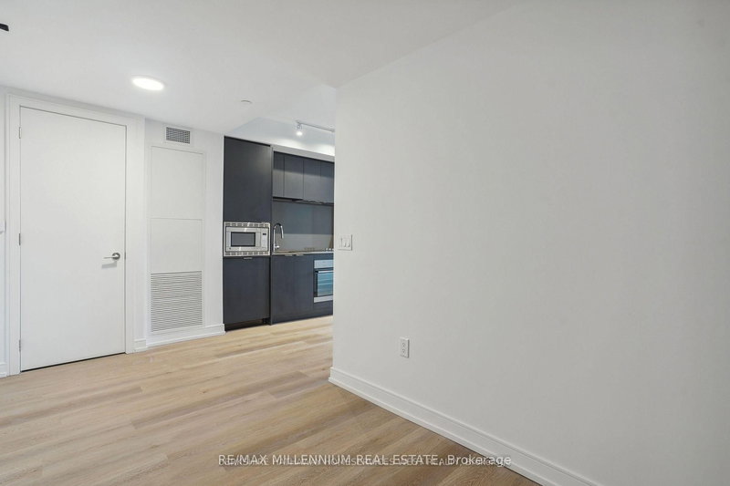 329 - 1 Jarvis St, Hamilton, L8R 3J2 | Image 3