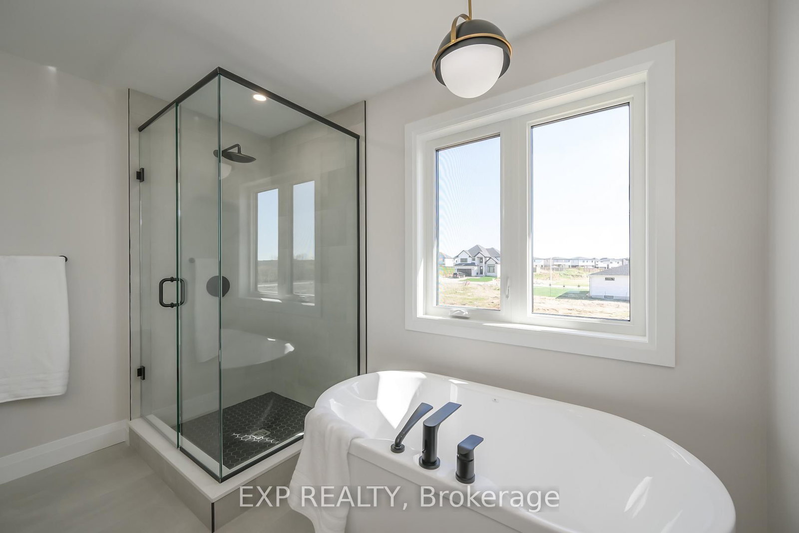 Detached House for sale at 75 Allister Drive, Middlesex Centre, Ontario, N0L 1R0 - Kilworth - MLS: X12732968