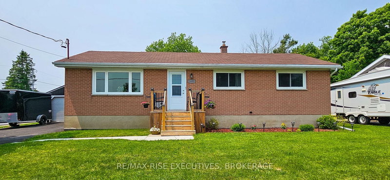 1453 Woodfield Cres, Kingston, K7P 2V4 | Image 2
