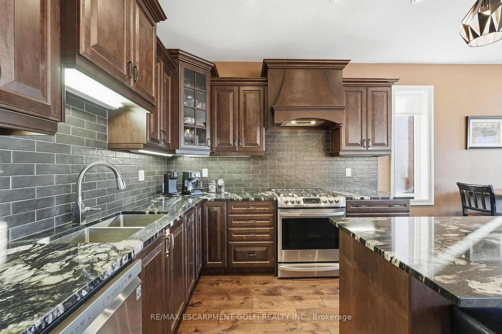 83 Homestead Way - Photo 16