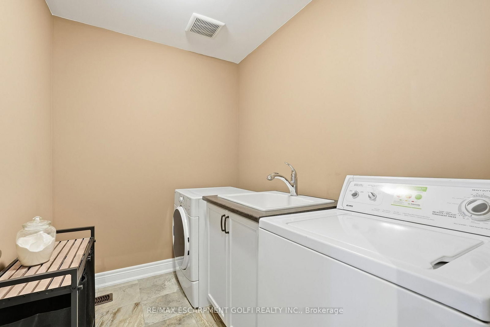 83 Homestead Way - Photo 32