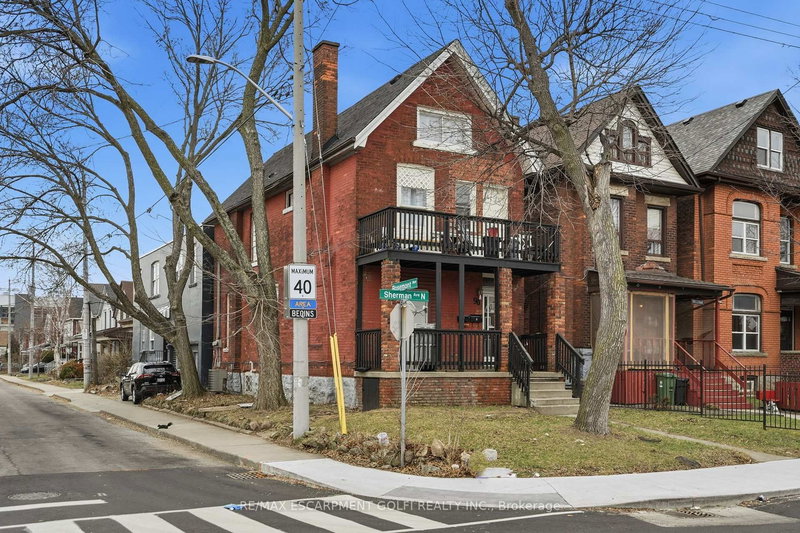 90 Sherman Ave N, Hamilton, L8L 6M4 | Image 2