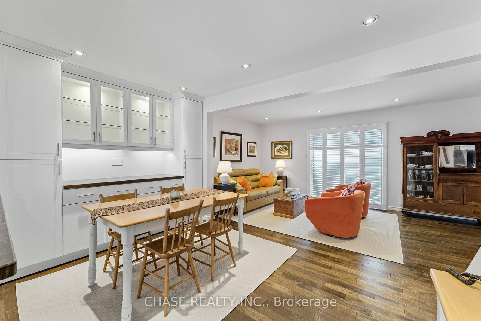 Townhouse for sale at 34-1301 Upper Gage Avenue, Hamilton, Ontario, L8W 1E5 - Quinndale - MLS: X12734060