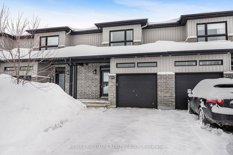 877 Platinum St, Clarence-Rockland, K4K 0H9 | Image 2