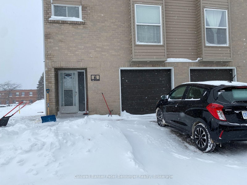 6 - 6 Philip Pl, Kincardine, N2Z 2E6 | Image 2