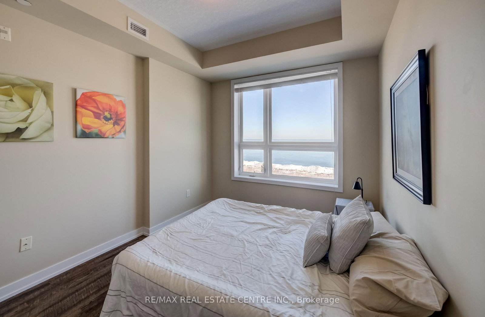 35 Southshore Crescent, Unit 303 - Photo 13