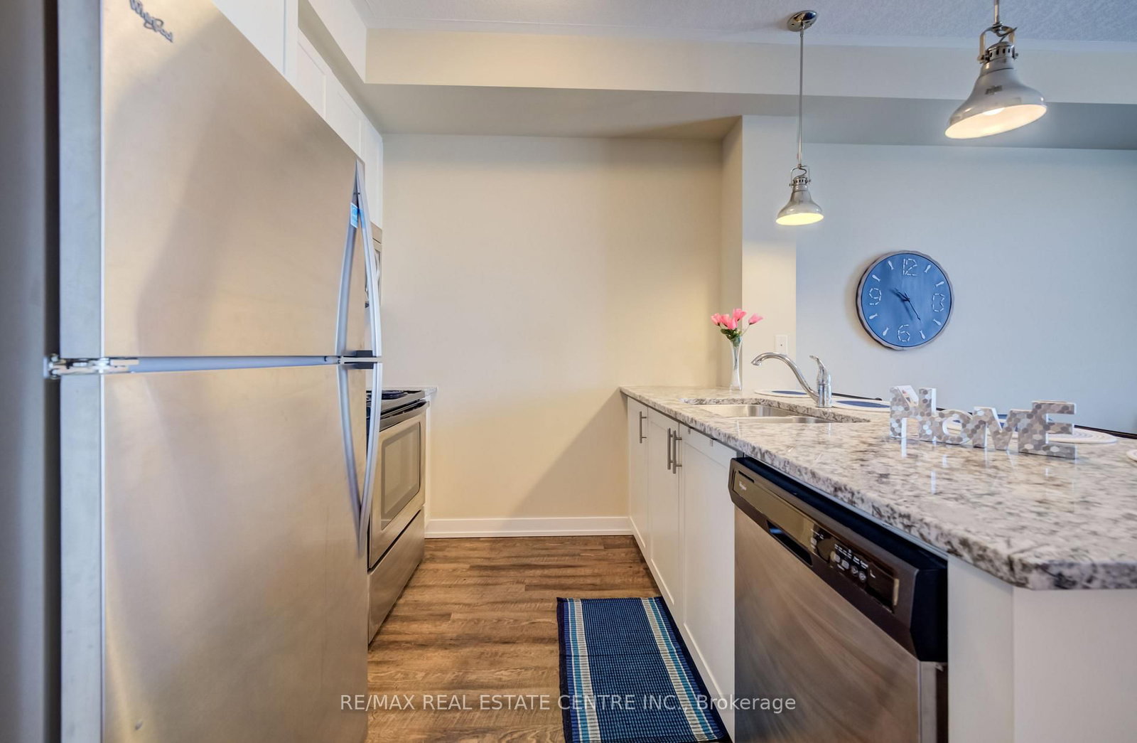 35 Southshore Crescent, Unit 303 - Photo 15