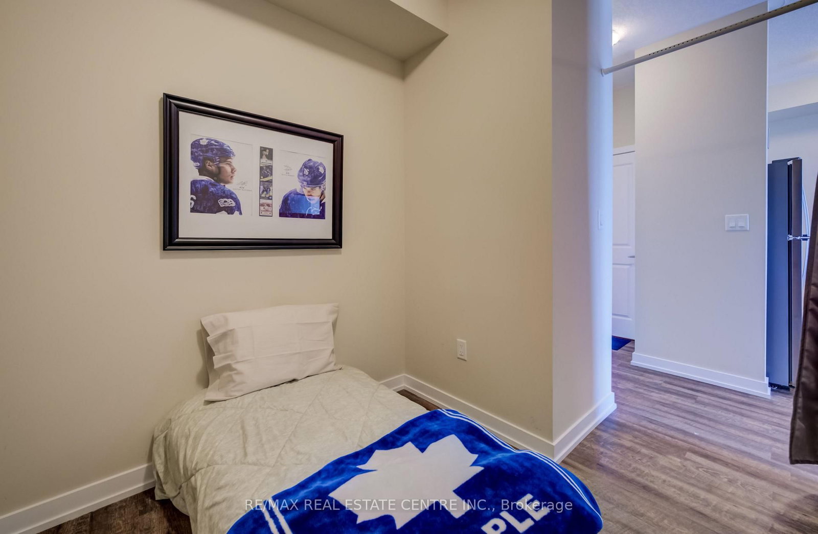 35 Southshore Crescent, Unit 303 - Photo 9