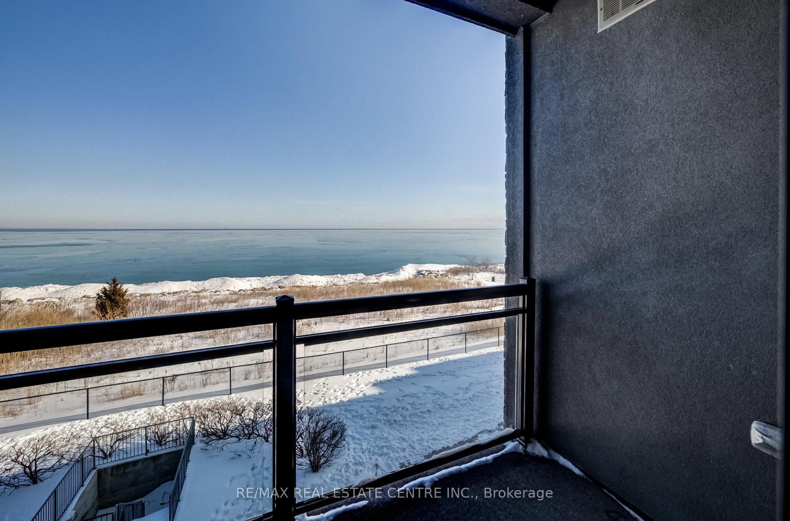 35 Southshore Crescent, Unit 303 - Photo 29