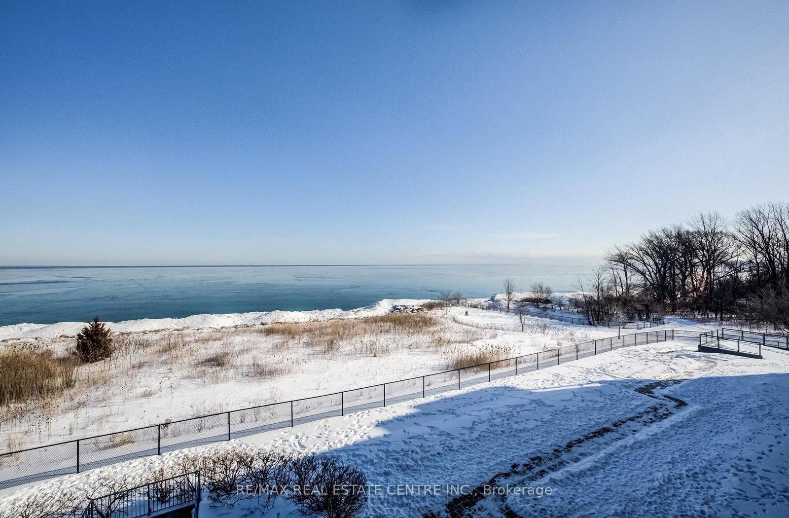 35 Southshore Crescent, Unit 303 - Photo 32