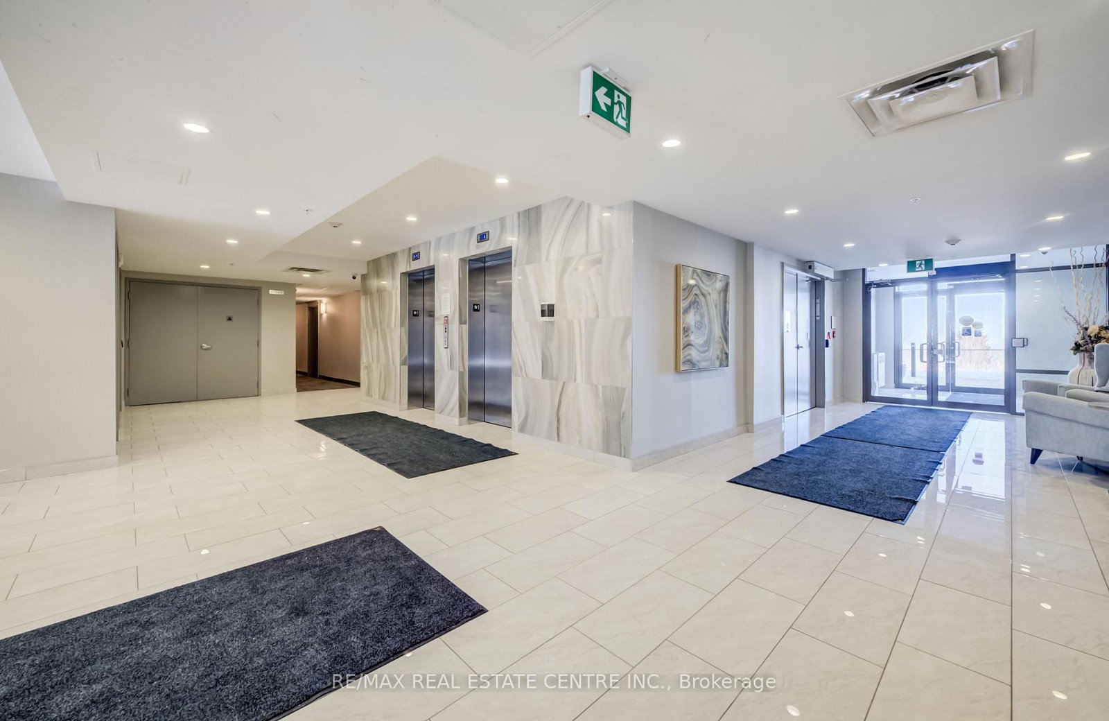 35 Southshore Crescent, Unit 303 - Photo 40