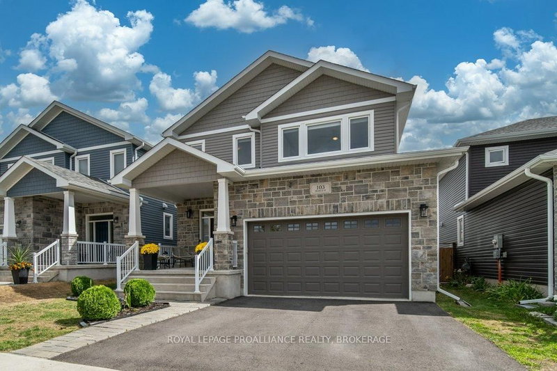 103 Pearce St, Loyalist, K7N 0E1 | Image 2