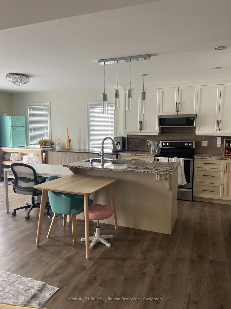 253 Kingsway Ave, North Bay, P1B 7V5 | Image 3