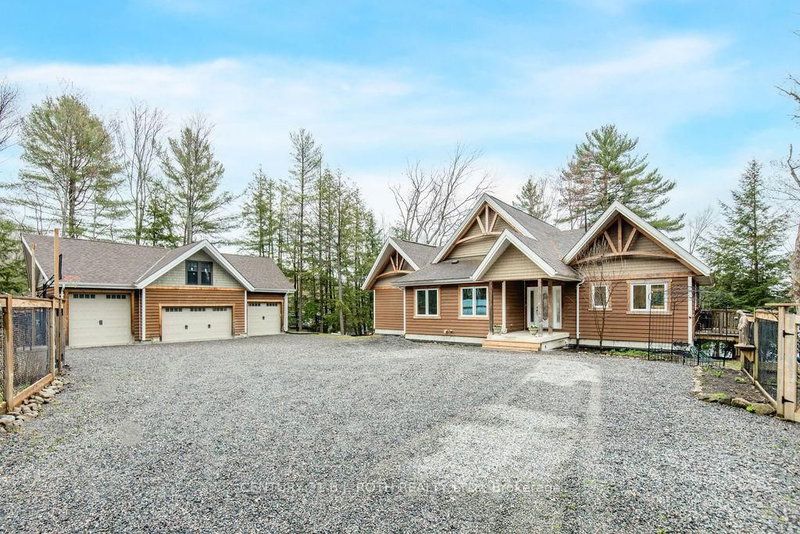 3-1058 Whites Rd, Muskoka Lakes, P0B 1J0 | Image 2