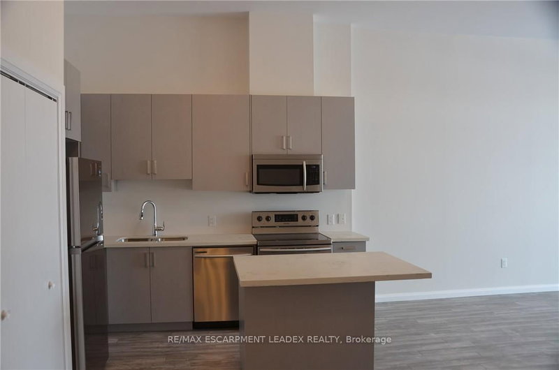 226 - 85B MORRELL St, Brantford, N3T 4J6 | Image 3