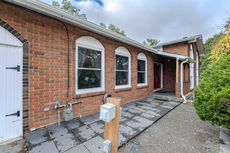 2104 Governors Rd, Hamilton, L0R 1J0 | Image 2