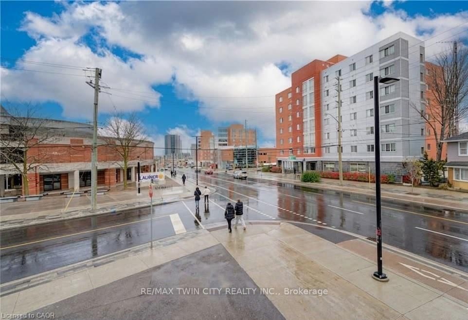 185 KING Street N - Photo 11