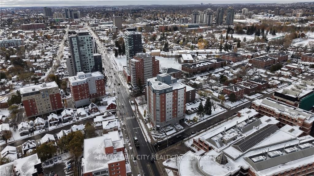 185 KING Street N - Photo 14